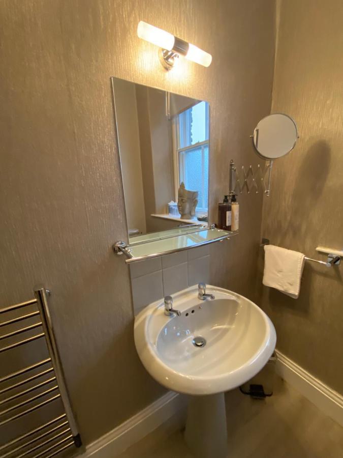 Merewyke Boutique Luxury Family Apartment Sleeps 4 , Central Location Windermere Exterior foto